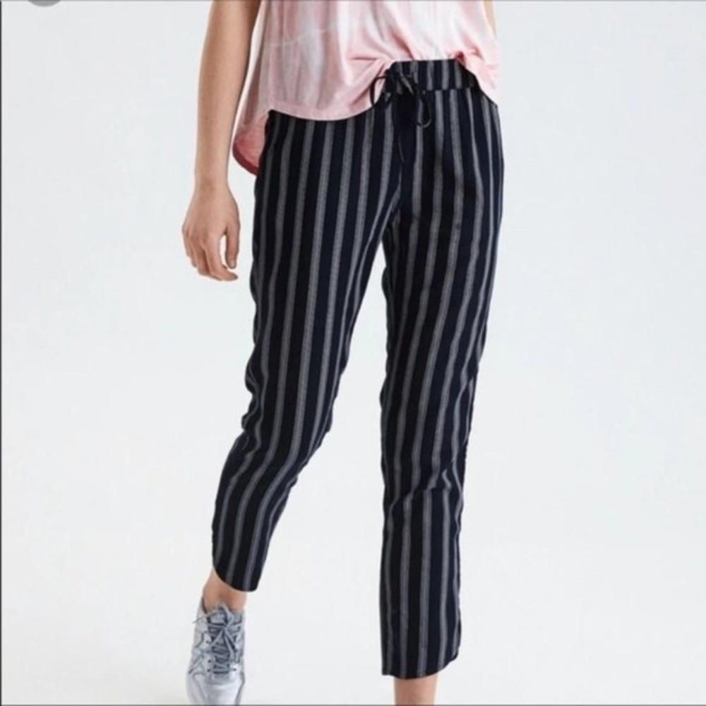 AMERICAN EAGLE; Black White Stripe Pants Flowy
